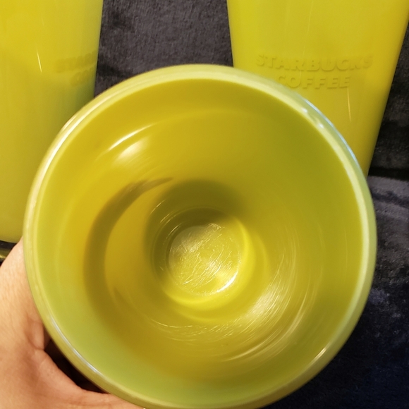 2/$32 🔆NEW PRICE🔆Starbucks Acrylic Tumblers 4pc set - Picture 2 of 3